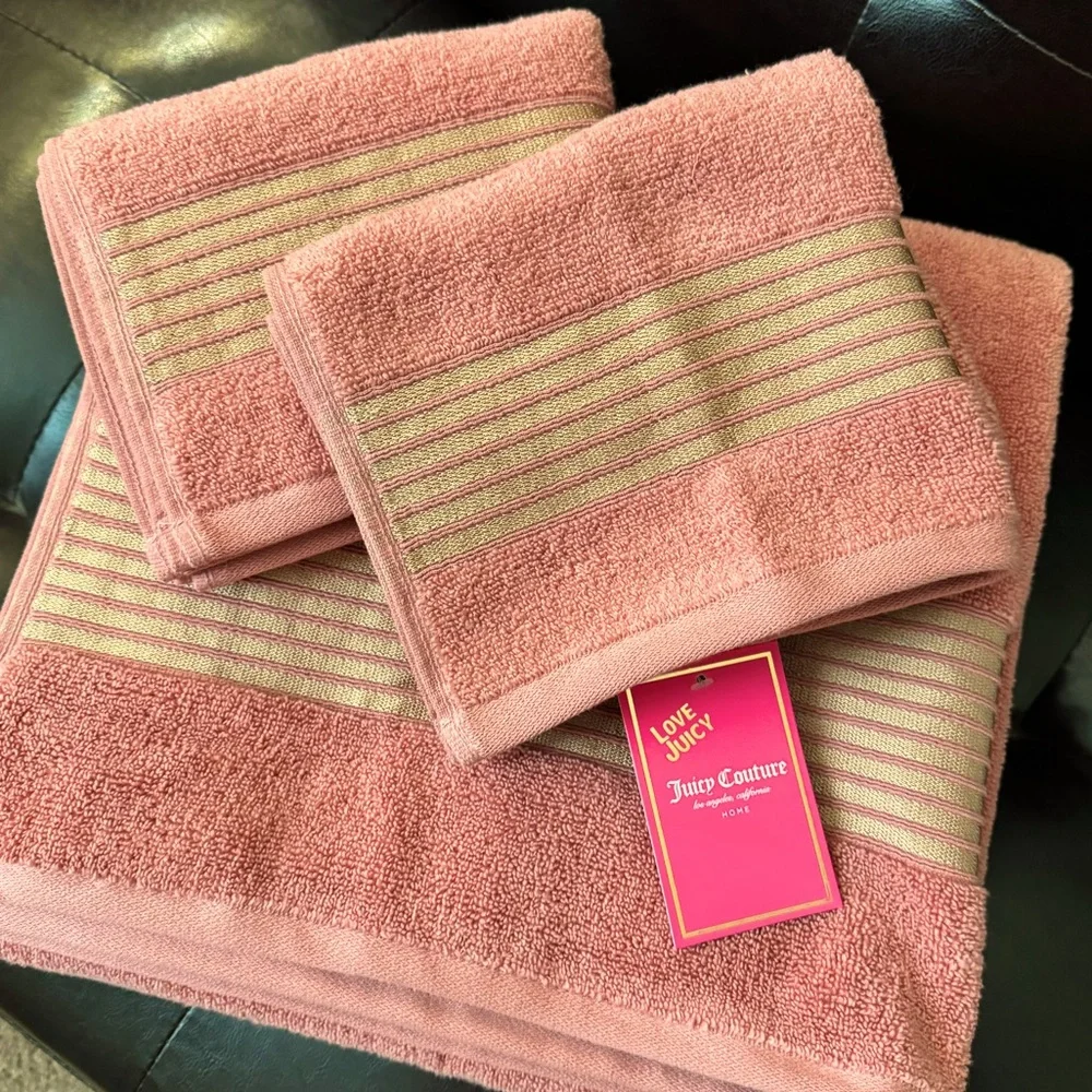 Plush Bath Towel Set by Juicy Couture Home - Coral with Gold Striped Border